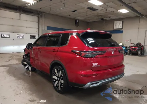 2025 Mitsubishi Outlander Se/Diamond Trail Edition из США, поврежденный, VIN JA4J4VA82SZ014128